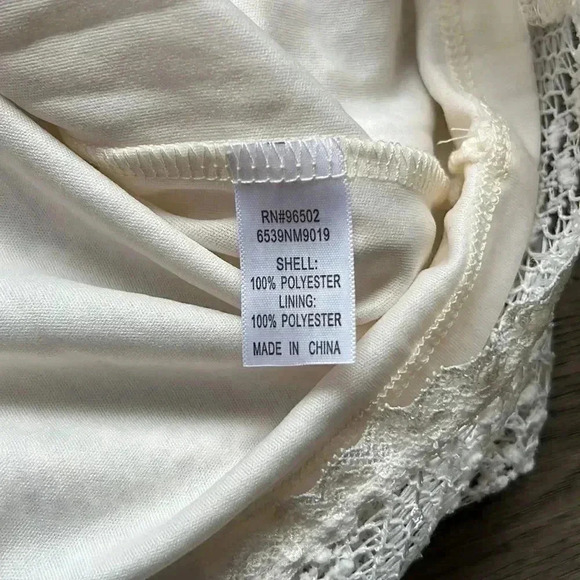 ✨🆕Charming Charlie🆕✨ | White/Ivory Lace  Dress With Sequin - Picture 7 of 8